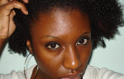 Carole, jeune femme black de Marseille, cherche l’âme soeur