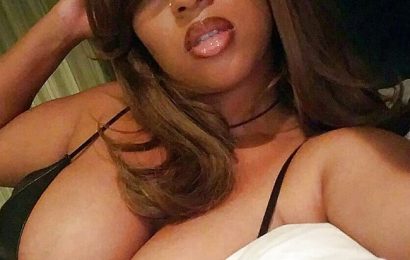 Plan cul avec ancienne escort black de sexe model à Paris